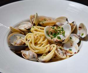 clams and pasta